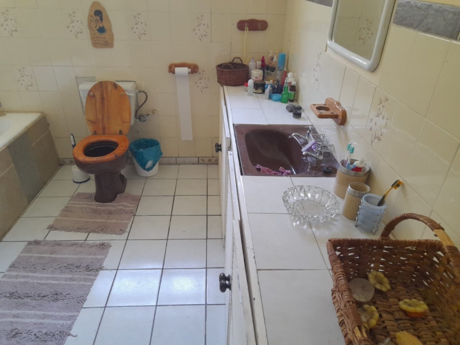 7 Bedroom Property for Sale in Bloemfontein Free State
